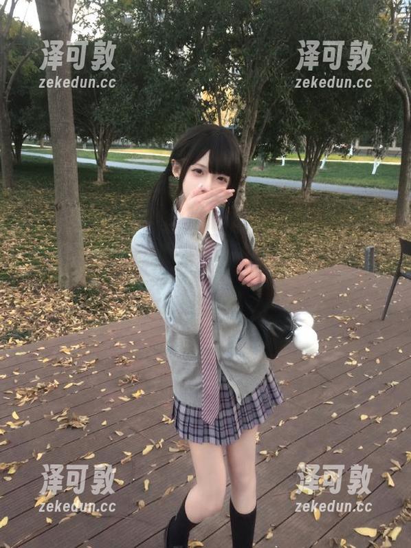 能告诉我“17吃瓜”app是个啥？我好像错过了什么。