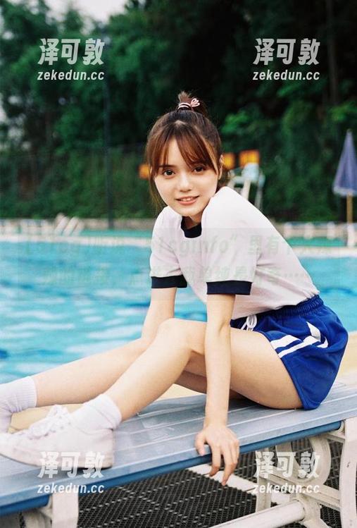 听说“51cginfo”里有个火辣辣的链接，点进去我单纯是好奇……
