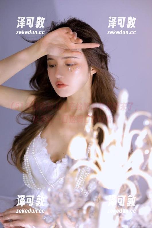 51在线吃瓜苹果版来了，快来咬一口这满口的瓜香！