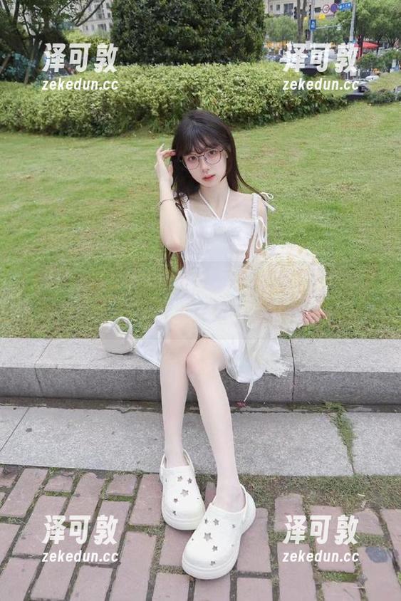 51黑料发布，哪个瓜最让你心动？转头又爱又恨的滋味。