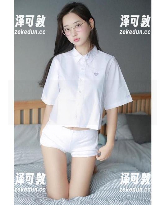“hlw155.ccm”那热闹的地址路过的时候，我就忍不住想，这次终于能见到你啊！