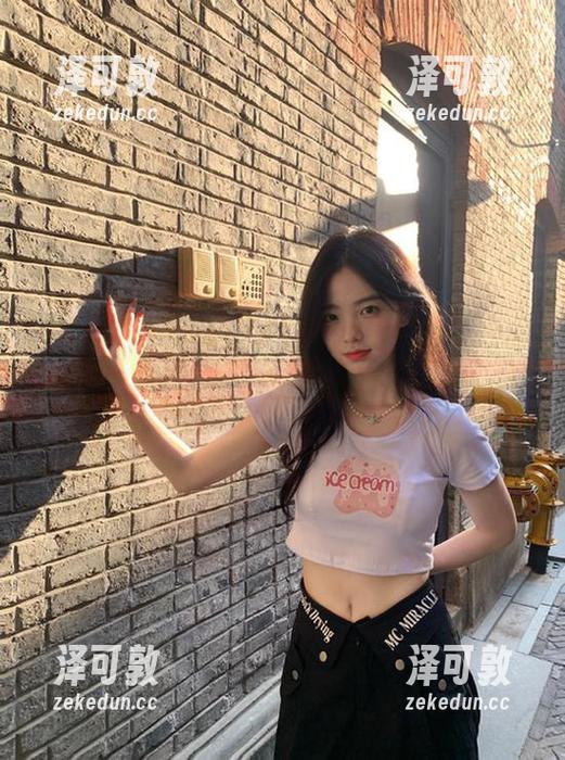 “zzzttt48”你确定这是免费的吗？我可是要拿下所有瓜啊～