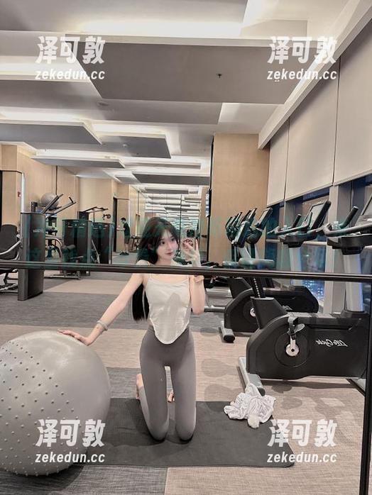 欢迎光临冲哥精选的入口，来这里找点“珍贵”视频，保证嗨翻全场！