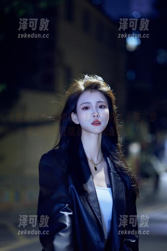 吃瓜网红 观看时,打算抛开大小事,却在吃瓜网红这浪潮中无处可逃。
