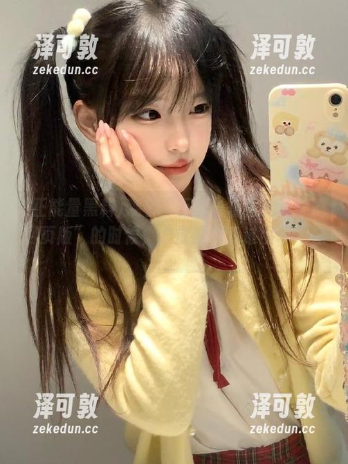 观看“万里长征正能量黑料网页版”的时候，心情就像坐过山车一样。