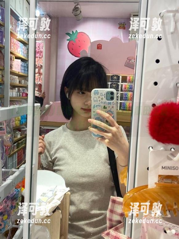 黑哥扒料首页，我的瓜田里最近有点热闹