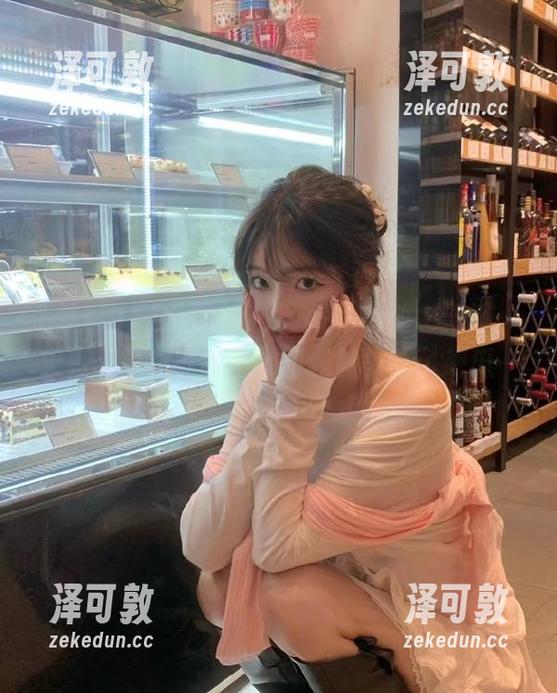 “黑料91”发布的劲爆新闻：果真又是乌龙一场，而我默默吃了把瓜…