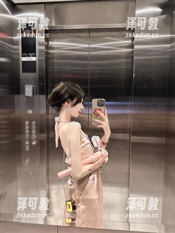 在黑料不打烊这网站上下载点东西，审美也变高了吧？