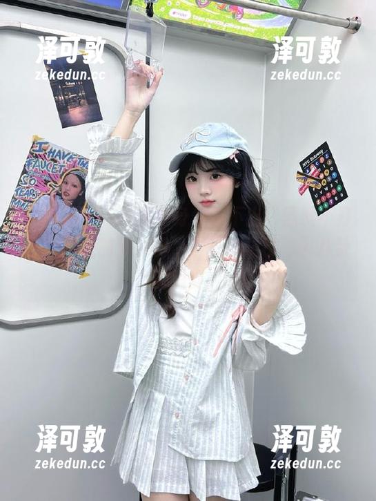 以为身体走不出“黑料不打烊”网址的传送门，结果心早已飞入八卦的海洋。
