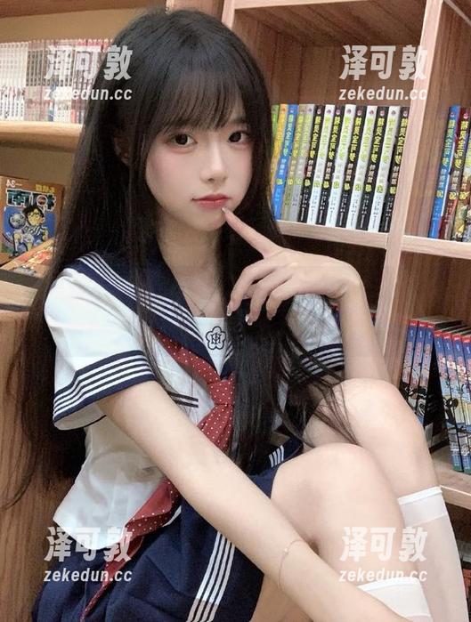 黑料不用等，永久不变的吃瓜姿势