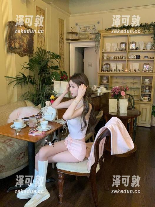 黑料吃瓜网在线官网的使用体验真不错，记得要收藏哦，悠着点看‘菜’！