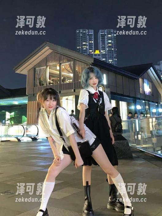 这黑料社的入口太神秘，每次进来都感觉像在参加真人秀，刺激得要命。
