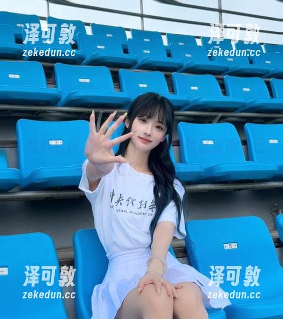 导航一下，黑料社区官网入口竟藏着我的神秘过往！
