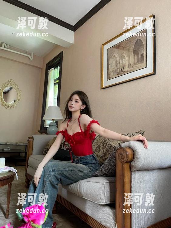 收藏这款黑料网app，别说我没提醒你会刷到目瞪口呆的瓜