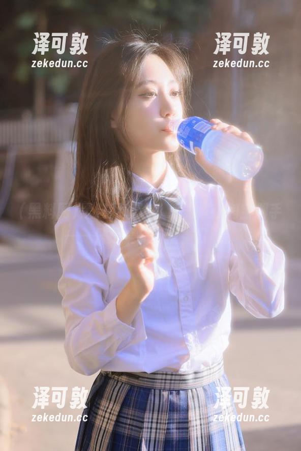 黑料网直达，感觉像在淘宝剁手——只是菜品有点重口味！