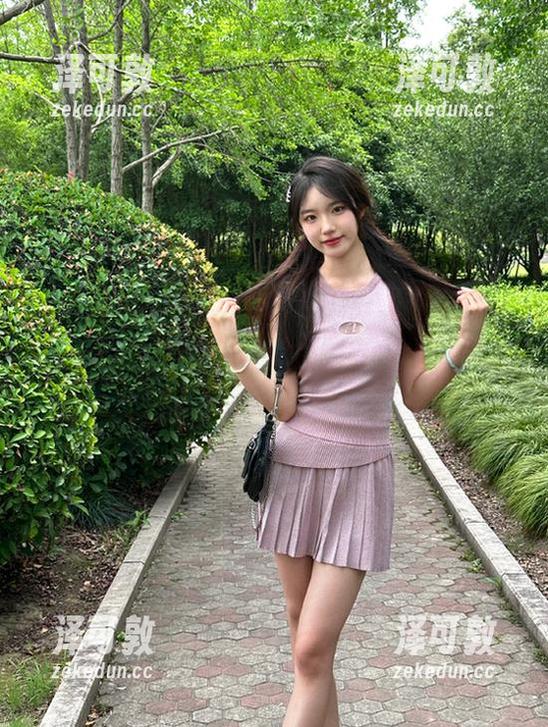 黑料网登录，永不停歇的吃瓜大会！