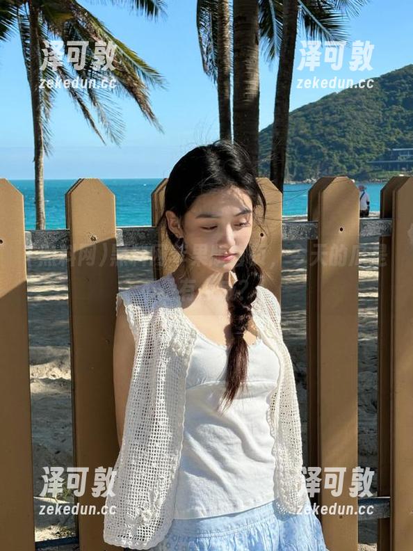 黑料网苹果版首页，今天的瓜是不是有点咸？！