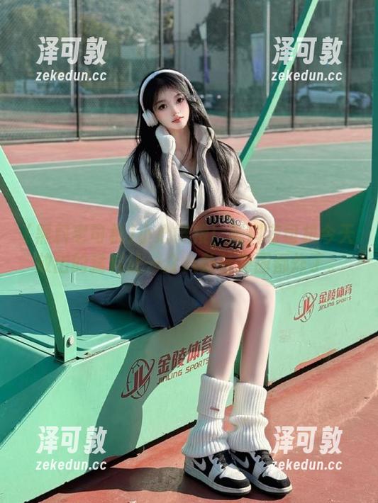 小心链接！黑料老司机今天放出的猛料让一众八卦社交圈都炸了。